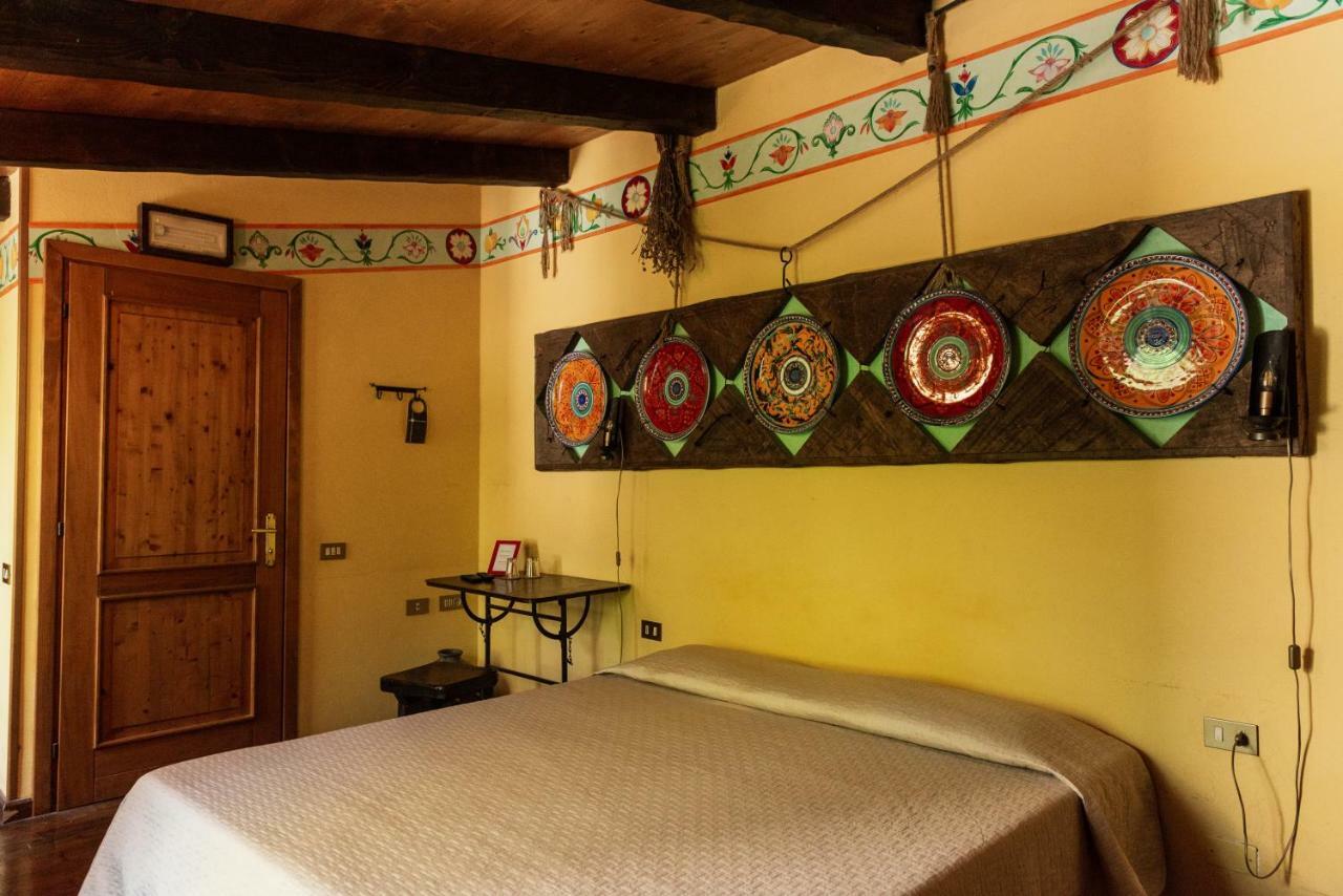 Agriturismo Mezzaluna Malchina Exterior foto
